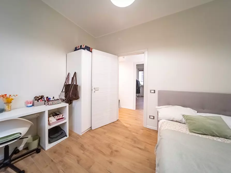 Immagine 8 di Pentalocale in vendita  in borgo basini 3 a Parma