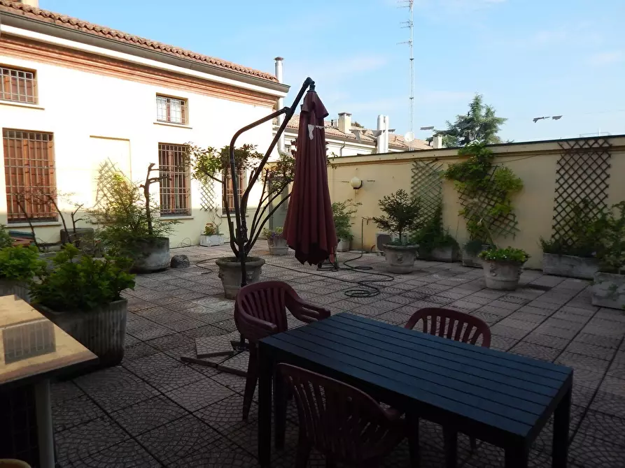 Immagine 1 di Stanza singola in affitto  in Viale Antonio Gramsci 5 a Parma