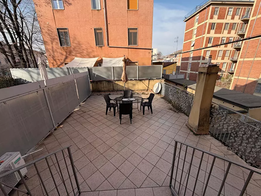 Immagine 1 di Bilocale in affitto  in Viale Antonio Gramsci 13 a Parma