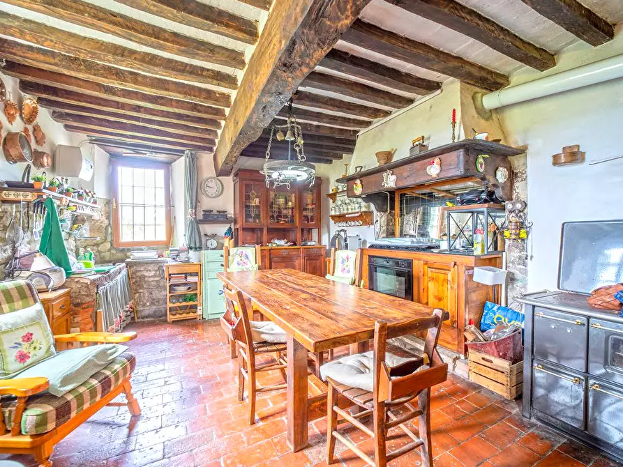 Immagine 10 di Rustico / casale in vendita  in Località Romazza a Neviano Degli Arduini