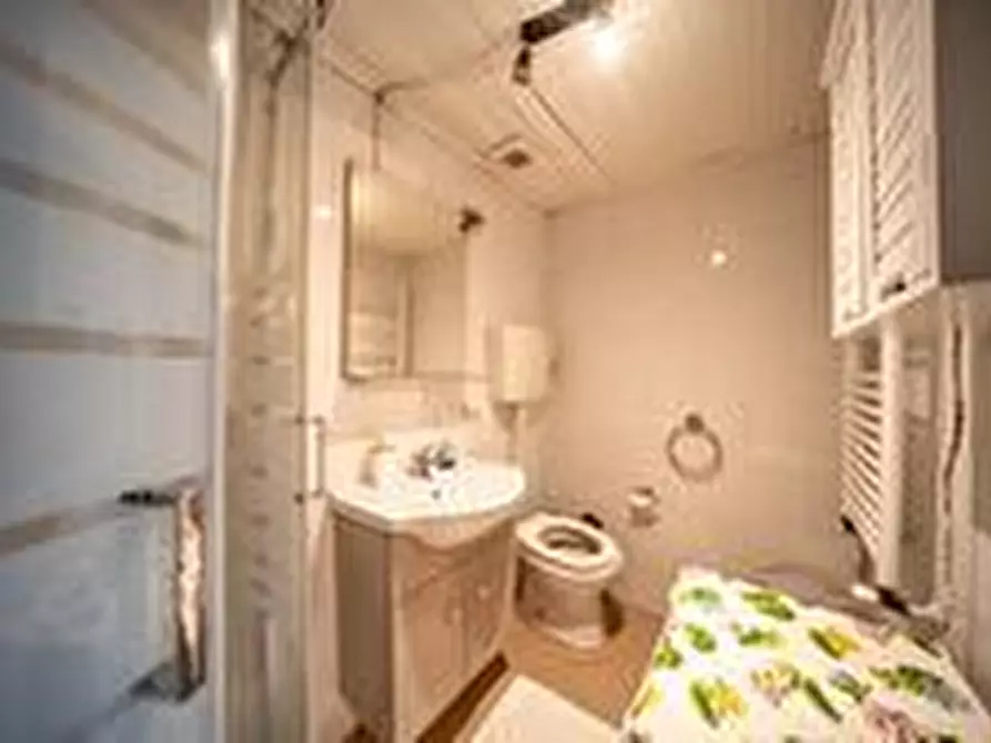 Immagine 11 di Monolocale in affitto  in borgo marodolo a Parma