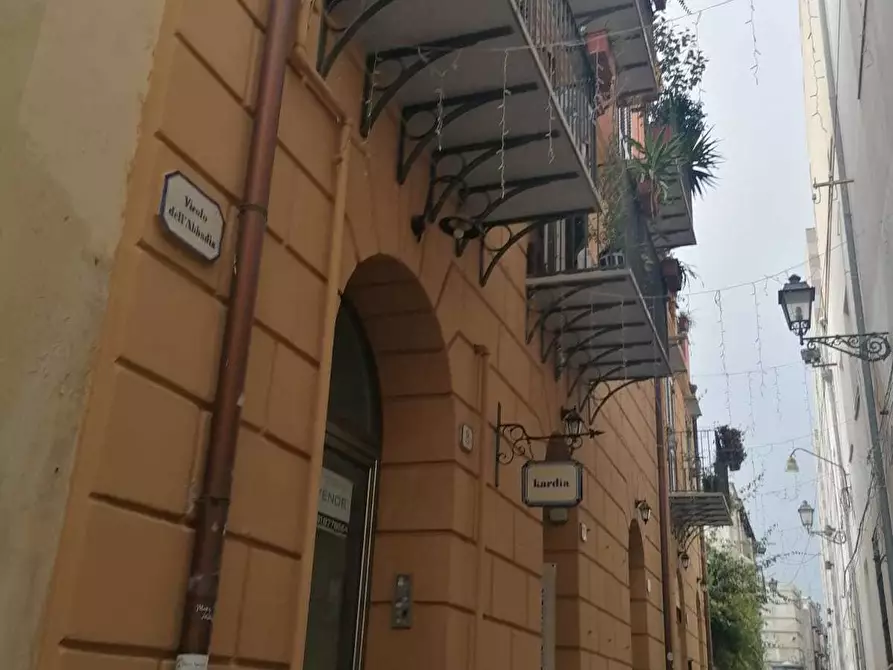 Immagine 28 di Trilocale in vendita  a Palermo