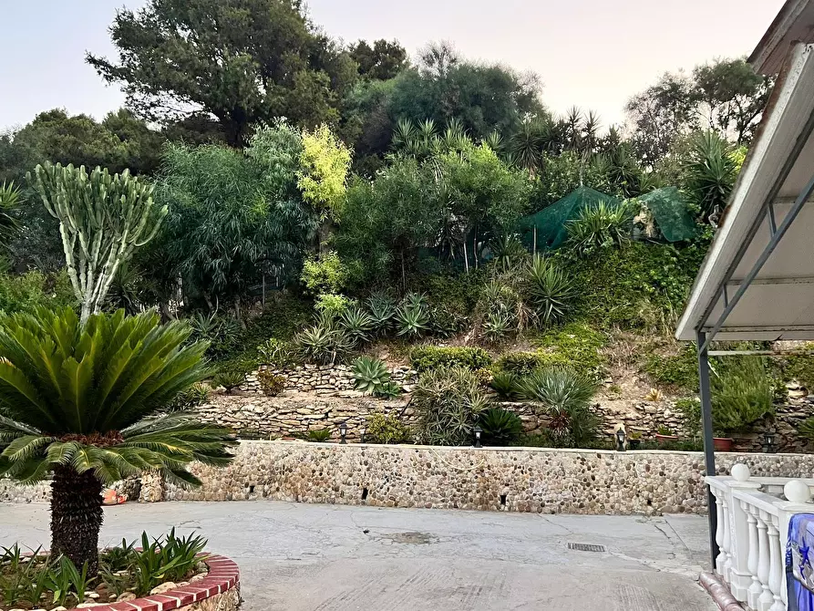 Immagine 25 di Casa indipendente in vendita  a Balestrate