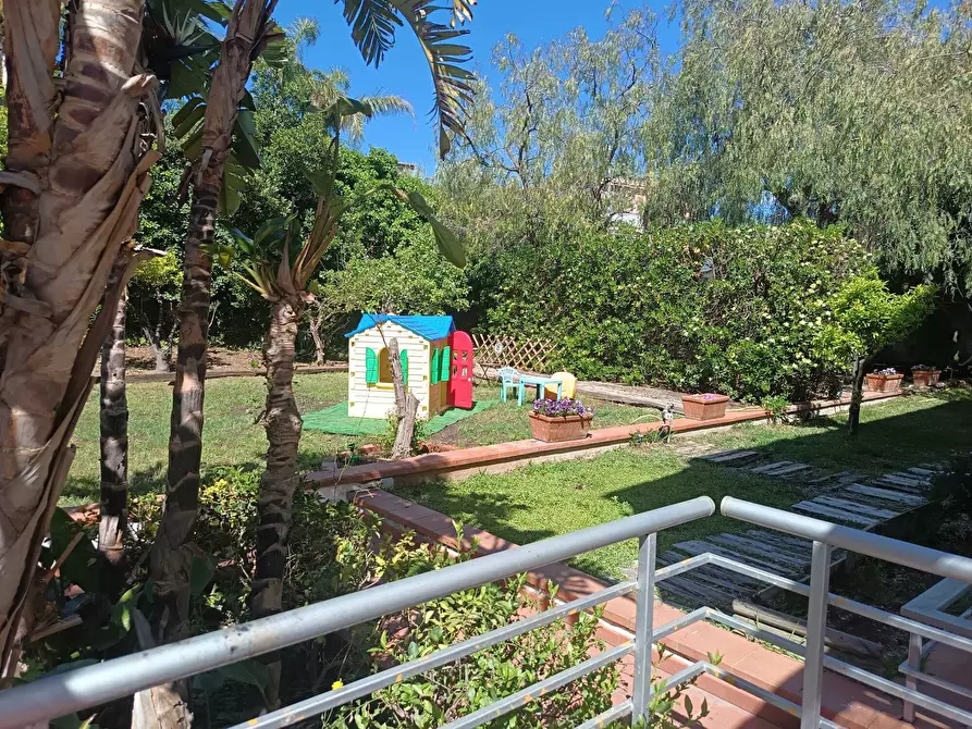 Immagine 27 di Villa in vendita  a Altavilla Milicia