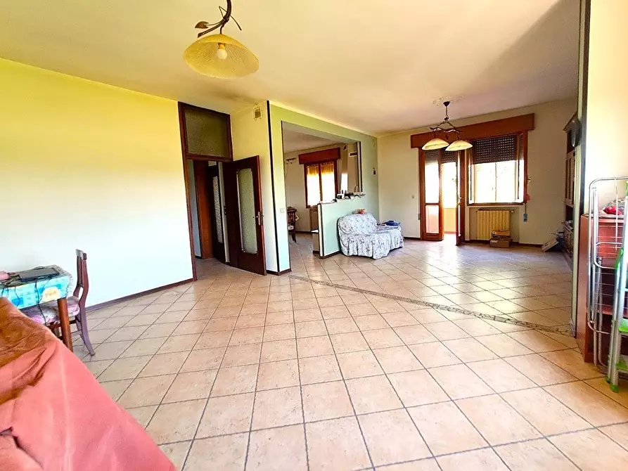 Immagine 6 di Casa indipendente in vendita  a Rovigo