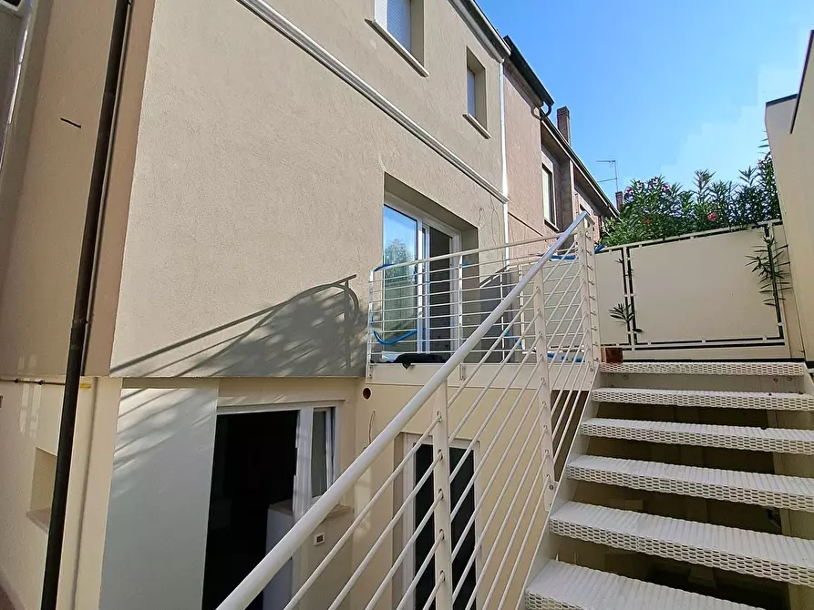 Immagine 18 di Porzione di casa in vendita  in Viale Trieste 52 a Rovigo