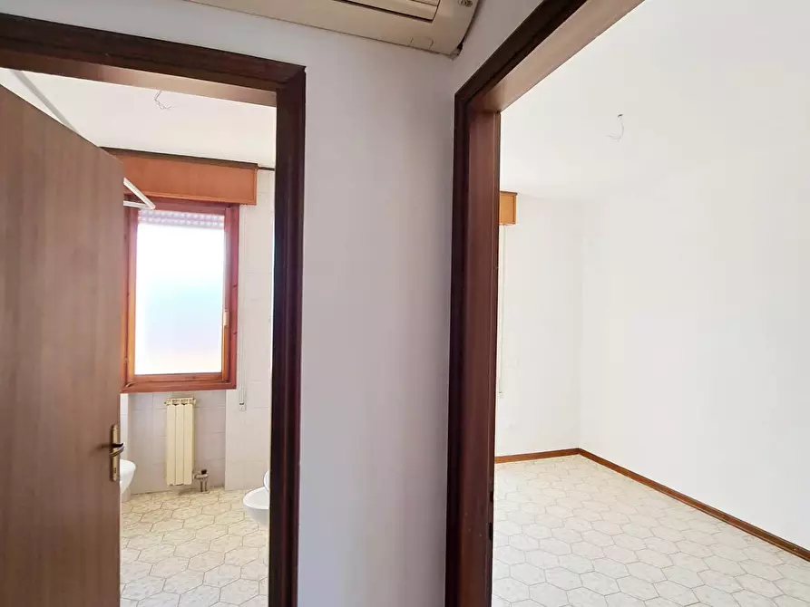 Immagine 17 di Villetta a schiera in vendita  a Rovigo