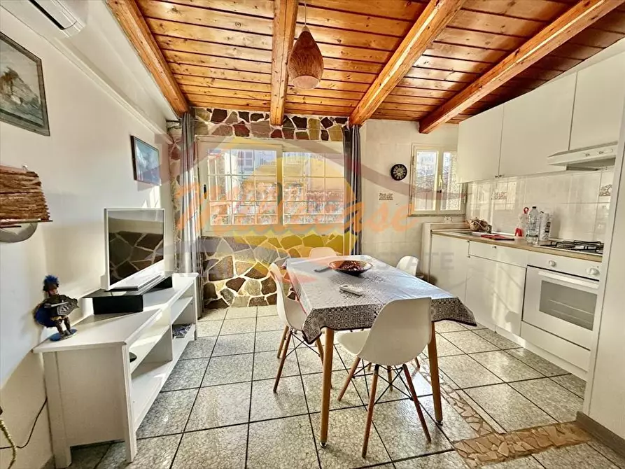 Immagine 1 di Trilocale in vendita  in VIA DELL'UNITA' D'ITALIA a Siracusa