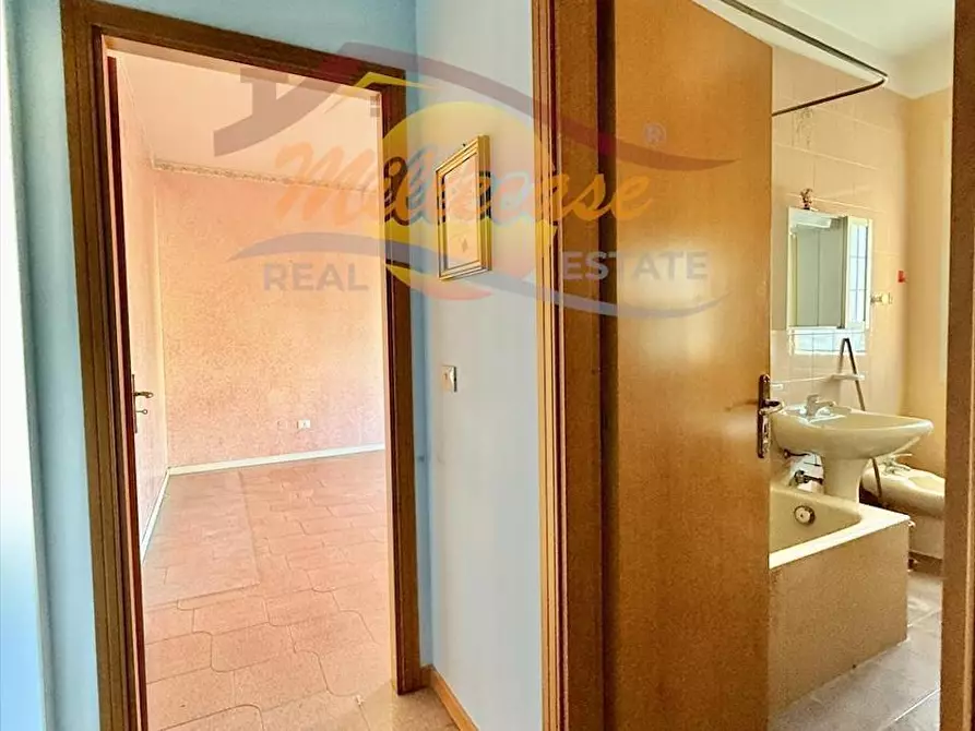 Immagine 12 di Trilocale in vendita  in Via Augusta a Siracusa