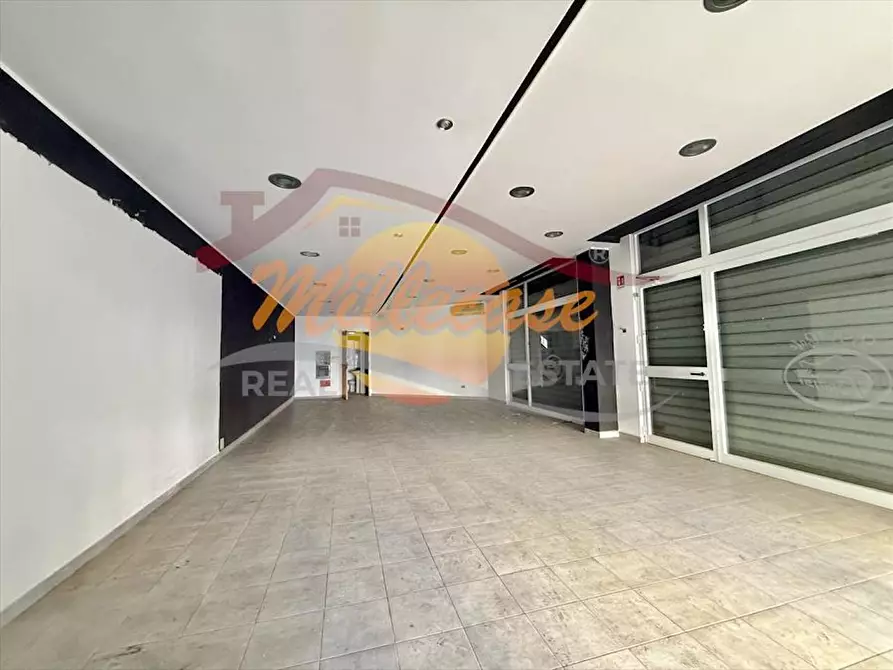 Immagine 10 di Locale commerciale in vendita  in Viale Zecchino a Siracusa