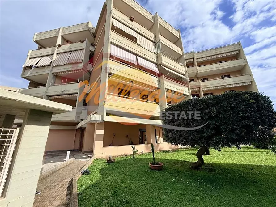 Immagine 1 di Garage in vendita  in Viale Tica a Siracusa