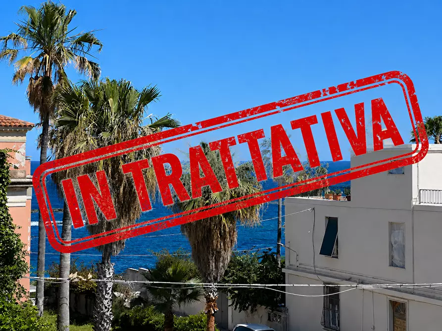 Immagine 1 di Quadrilocale in vendita  in Riviera Dionisio Il Grande a Siracusa