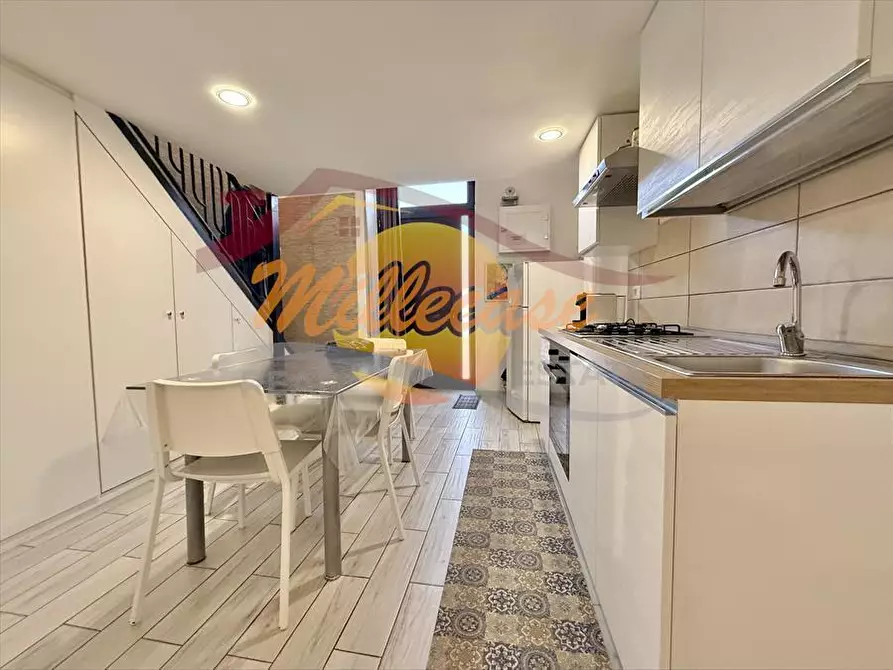 Immagine 21 di Trilocale in affitto  in Viale Luigi Cadorna a Siracusa