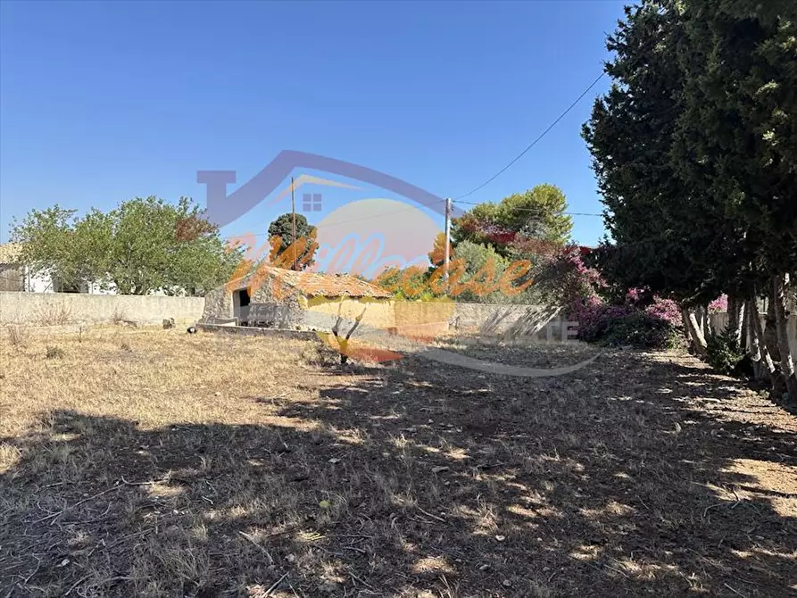 Immagine 9 di Rustico / casale in vendita  in VIA LUIGI MONTI a Siracusa