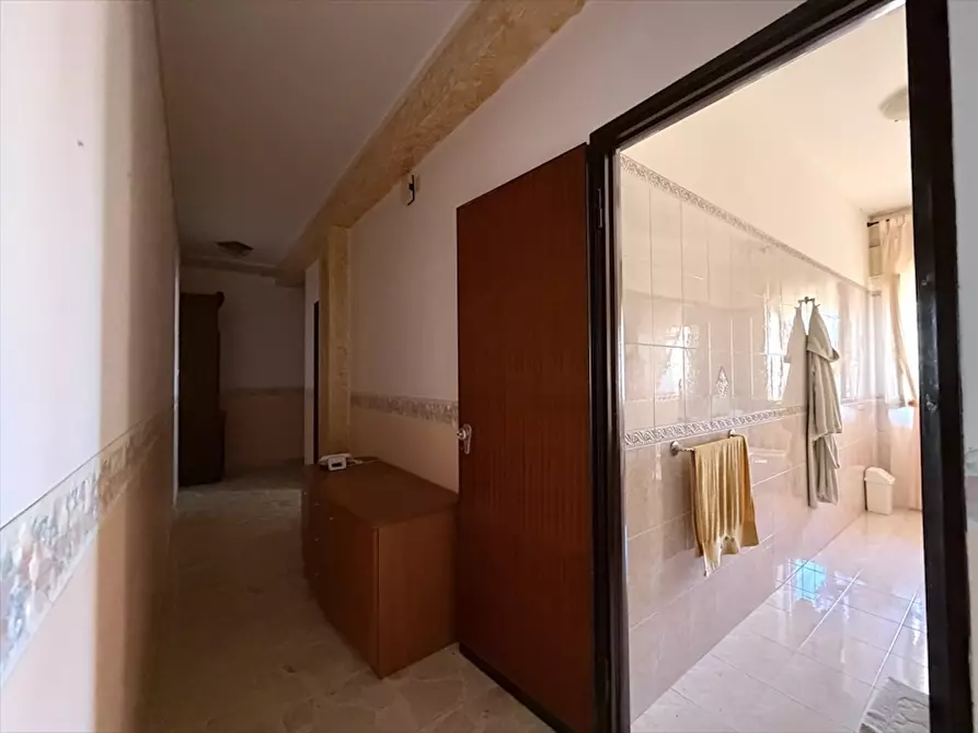 Immagine 19 di Quadrilocale in vendita  in Viale dei Comuni a Siracusa