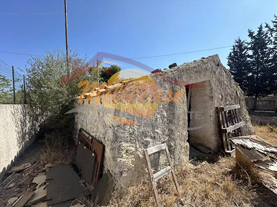 Immagine 27 di Rustico / casale in vendita  in VIA LUIGI MONTI a Siracusa