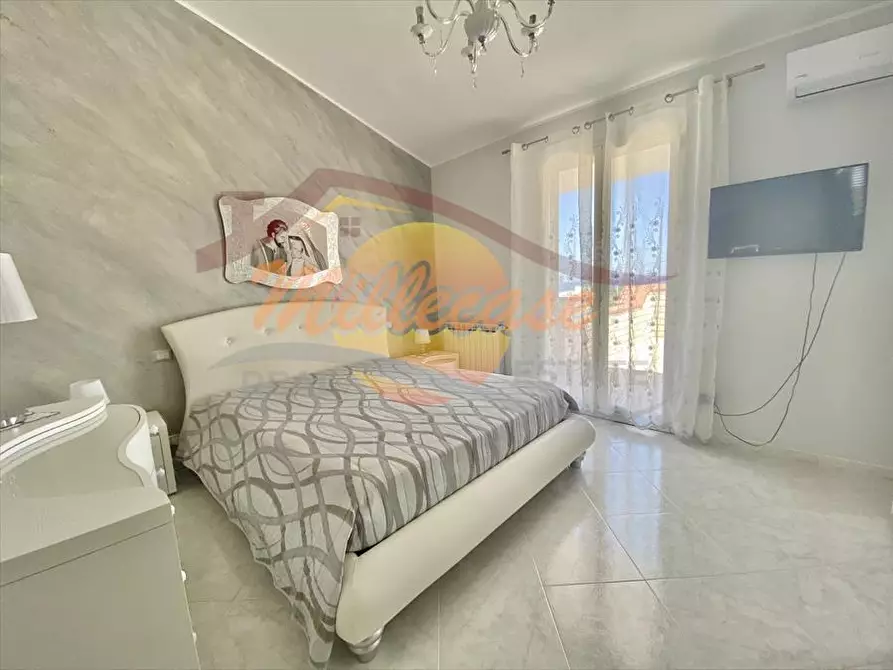 Immagine 15 di Villa in vendita  in CAPO MURRO DI PORCO a Siracusa