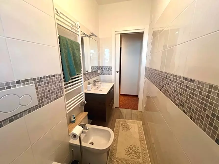 Immagine 54 di Trilocale in affitto  in Via Aurelia 57 a San Bartolomeo Al Mare
