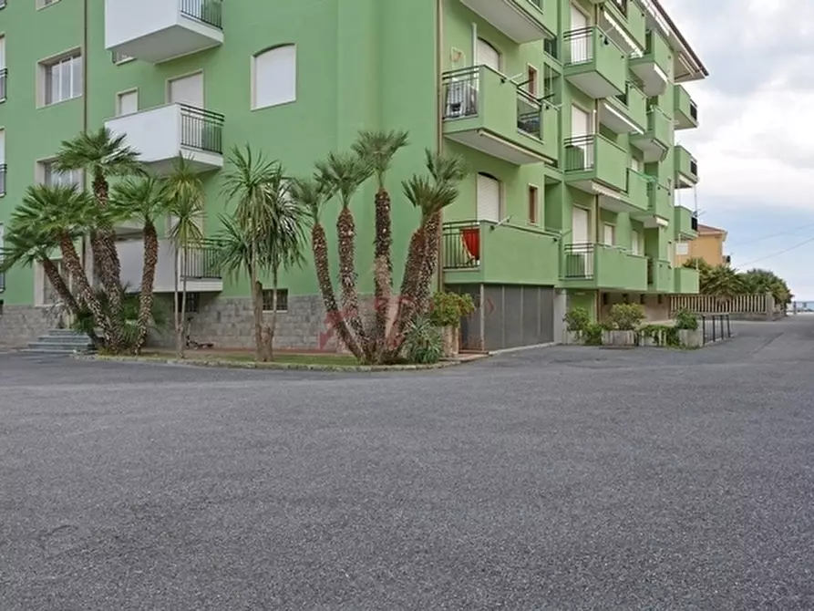 Immagine 17 di Trilocale in affitto  in Via Aurelia 57 a San Bartolomeo Al Mare