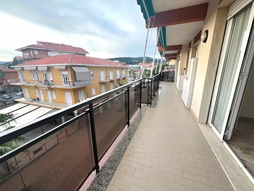 Immagine 57 di Trilocale in affitto  in Via della Resistenza a San Bartolomeo Al Mare