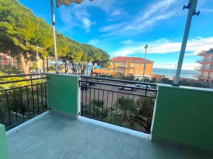 Immagine 14 di Trilocale in affitto  in Via Aurelia 57 a San Bartolomeo Al Mare