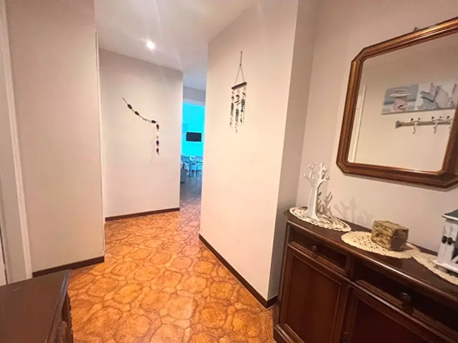 Immagine 17 di Trilocale in affitto  in Via Aurelia 57 a San Bartolomeo Al Mare