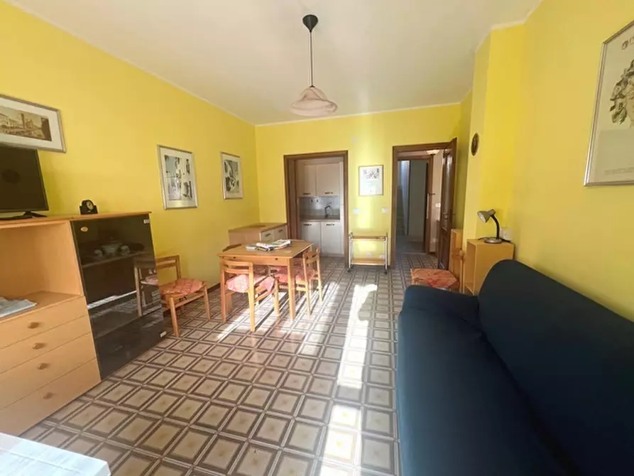 Immagine 37 di Bilocale in affitto  in Via Ischia 5 a San Bartolomeo Al Mare