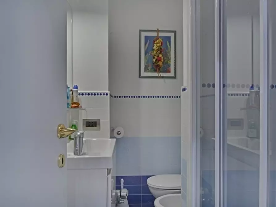 Immagine 8 di Bilocale in vendita  in Via della Resistenza 4 a San Bartolomeo Al Mare