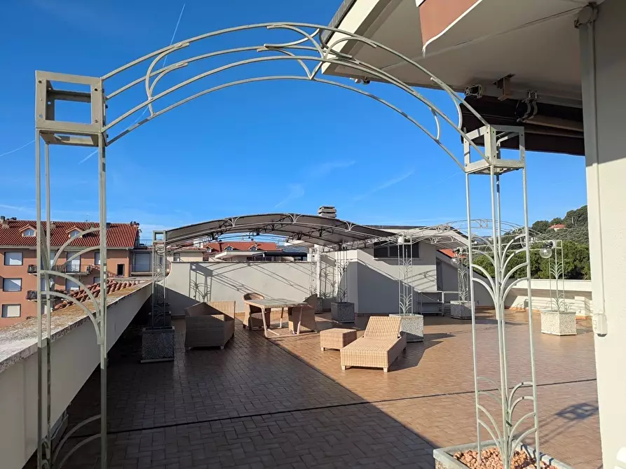 Immagine 15 di Attico in vendita  in Viale Europa 5 a San Bartolomeo Al Mare