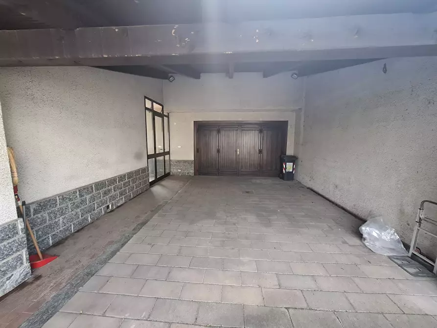 Immagine 15 di Villa in vendita  in Via Pasubio 2 a Volpiano