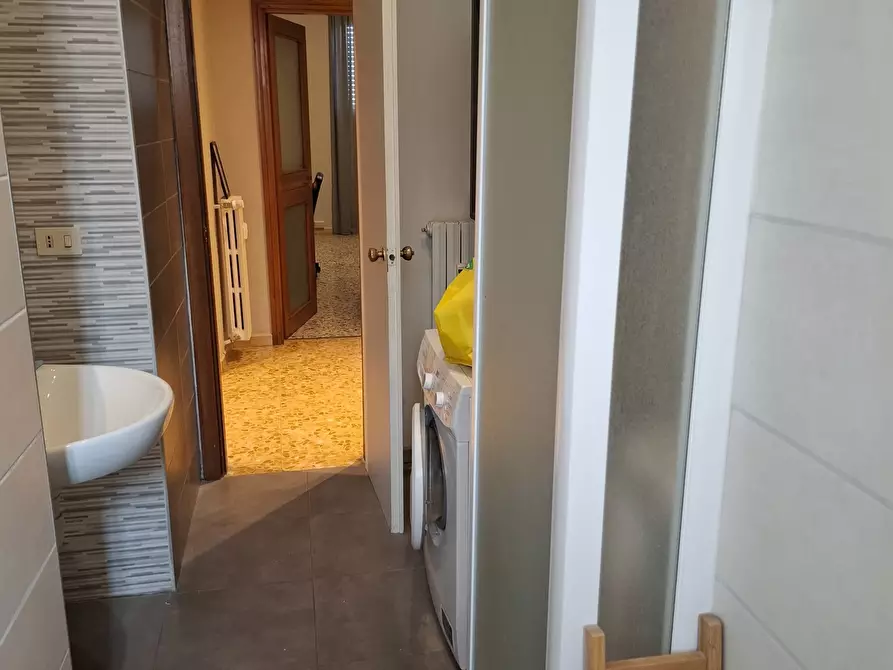 Immagine 19 di Pentalocale in affitto  in VIA RIBET 5 a Torino