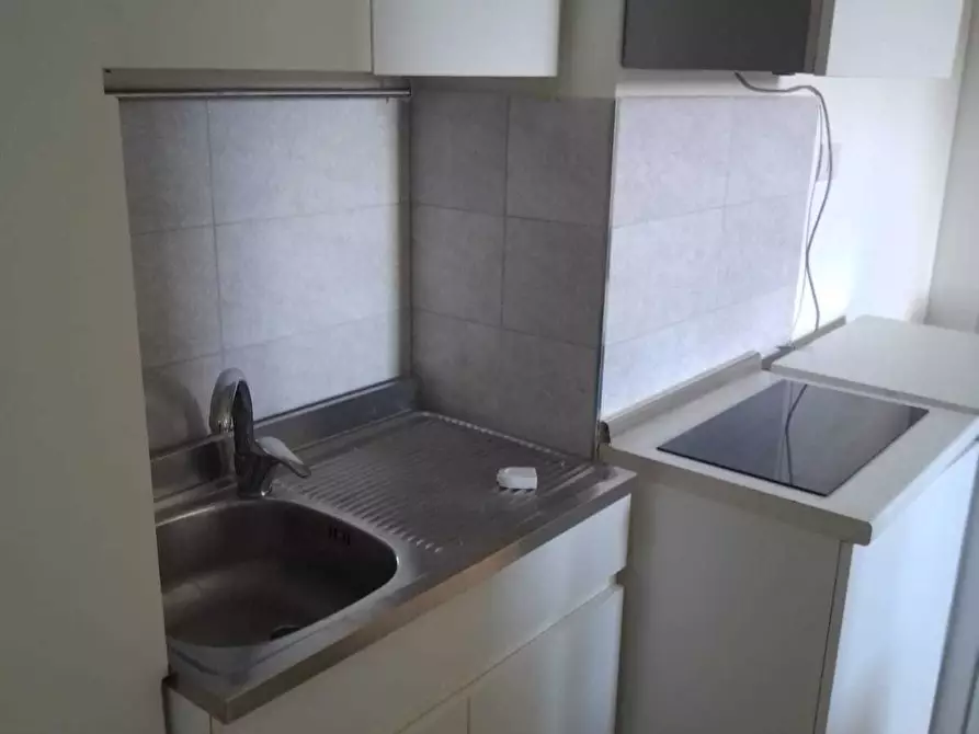 Immagine 2 di Monolocale in affitto  in CORSO CASALE 66BIS a Torino