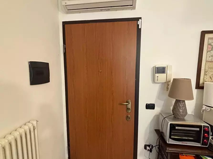 Immagine 13 di Bilocale in vendita  a Parma