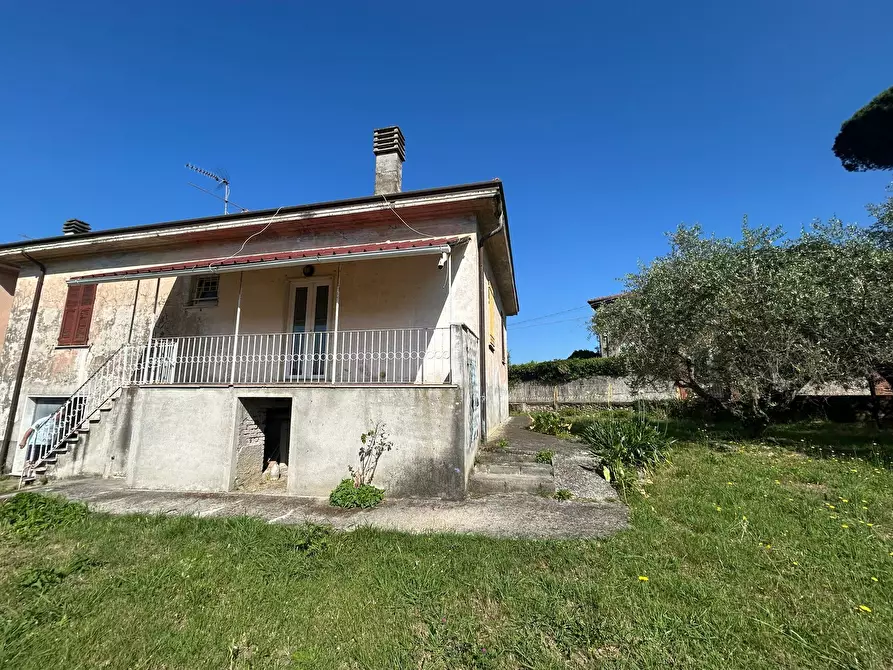 Immagine 13 di Casa indipendente in vendita  a Sarzana