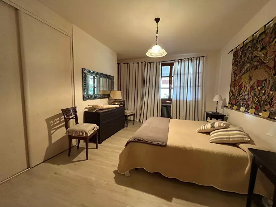 Immagine 37 di Villa in vendita  a Sarzana