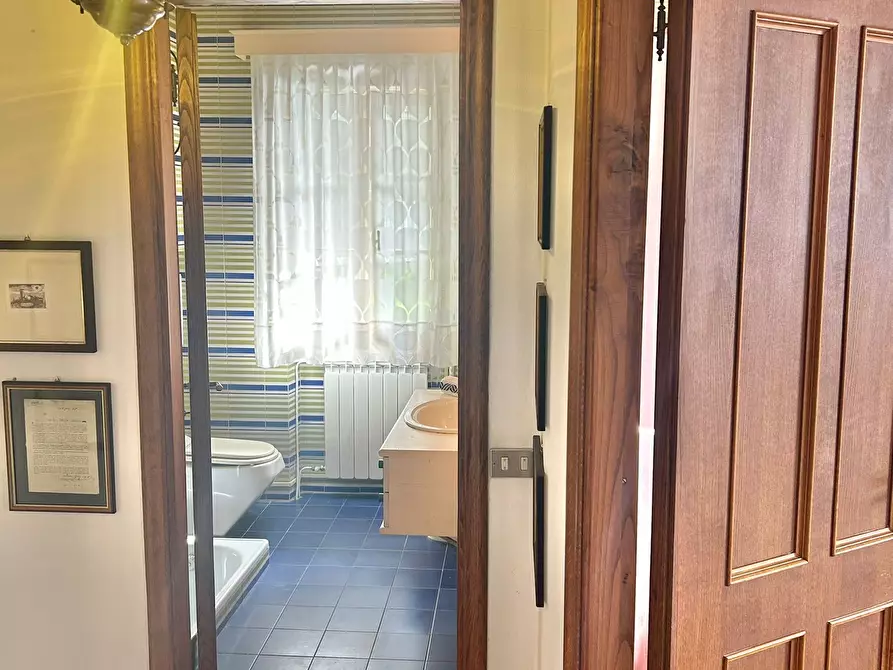 Immagine 67 di Casa indipendente in vendita  a Castelnuovo Magra