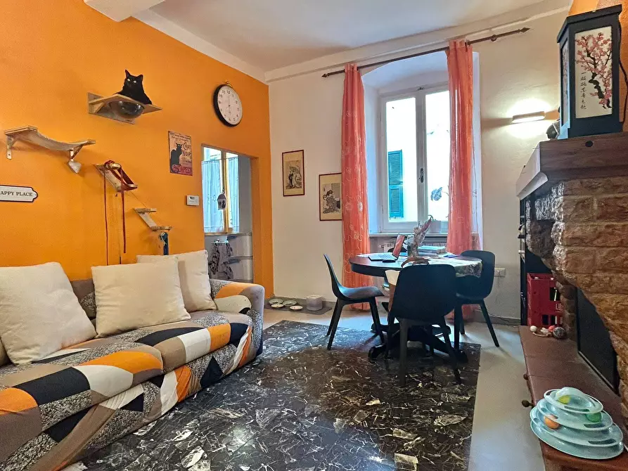 Immagine 11 di Quadrilocale in vendita  a Sarzana