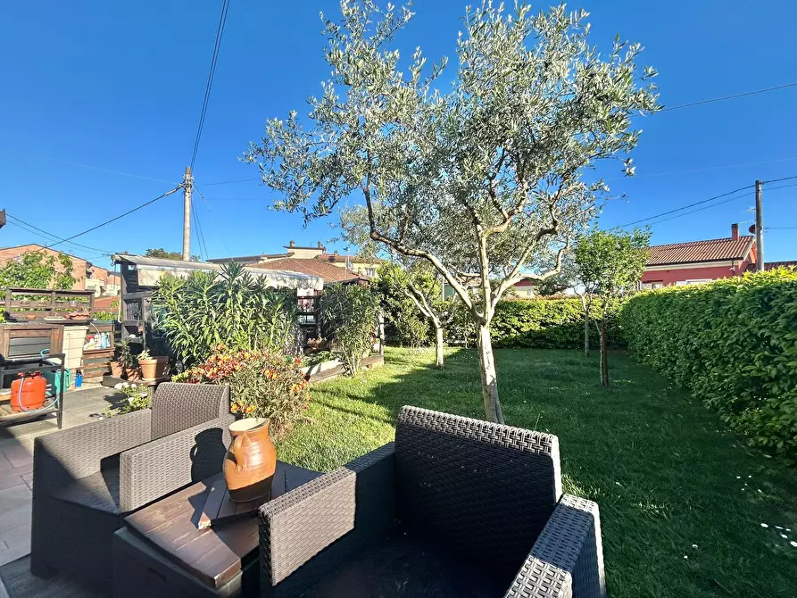 Immagine 9 di Terratetto in vendita  a Sarzana