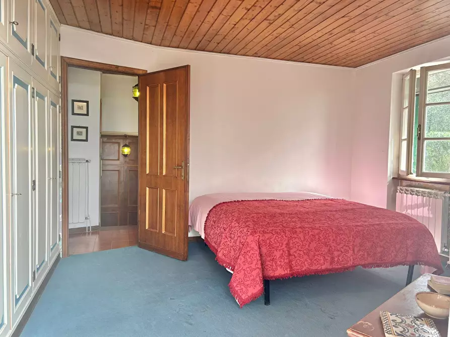 Immagine 72 di Casa indipendente in vendita  a Castelnuovo Magra