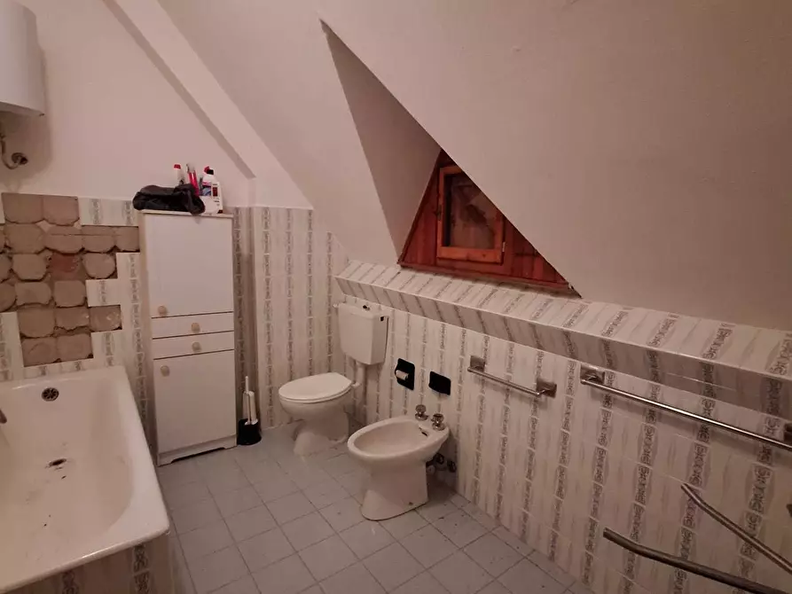 Immagine 15 di Pentalocale in vendita  a Rocchetta Di Vara