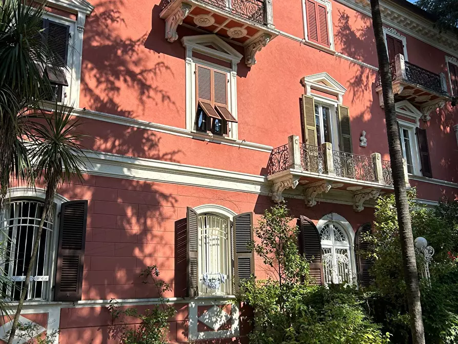 Immagine 3 di Quadrilocale in vendita  a Sarzana