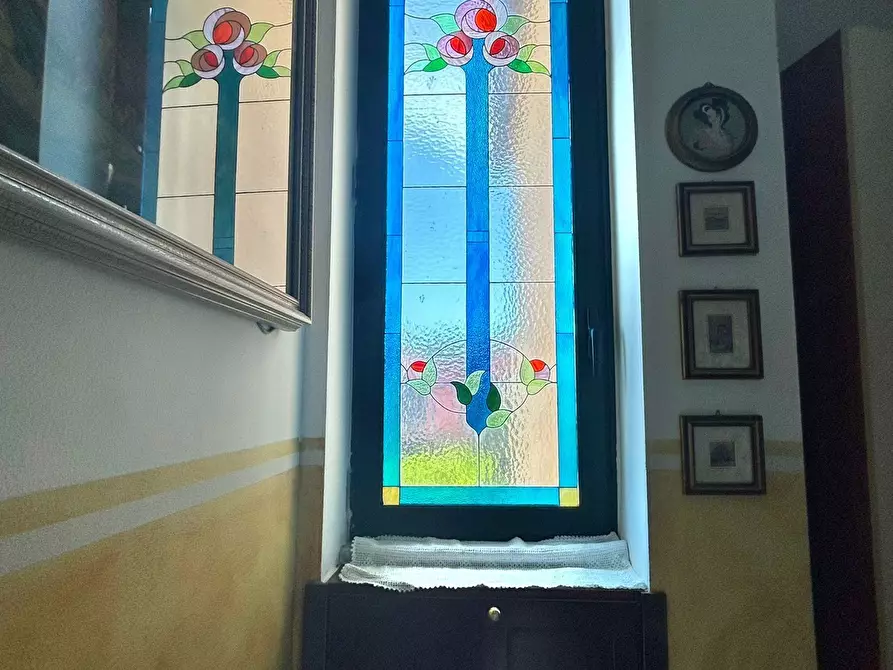 Immagine 15 di Pentalocale in vendita  a Sarzana