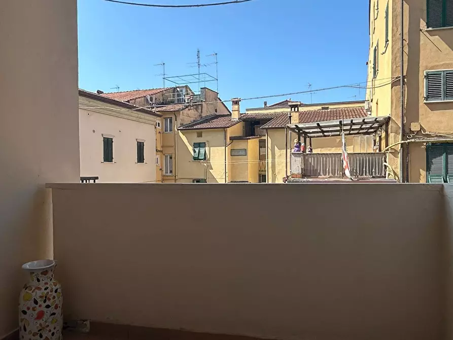 Immagine 11 di Quadrilocale in vendita  a Sarzana
