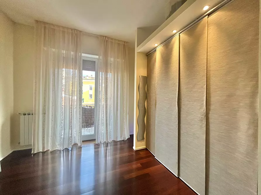 Immagine 19 di Trilocale in vendita  a Sarzana