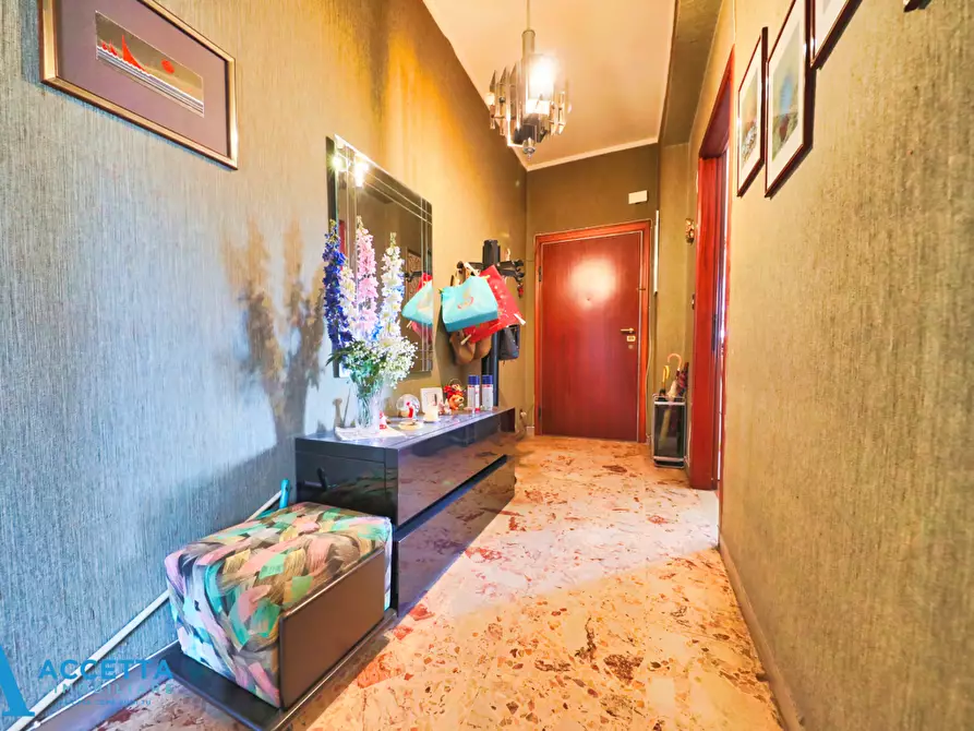 Immagine 23 di Trilocale in vendita  in Via Lago Trasimeno 5 a Taranto