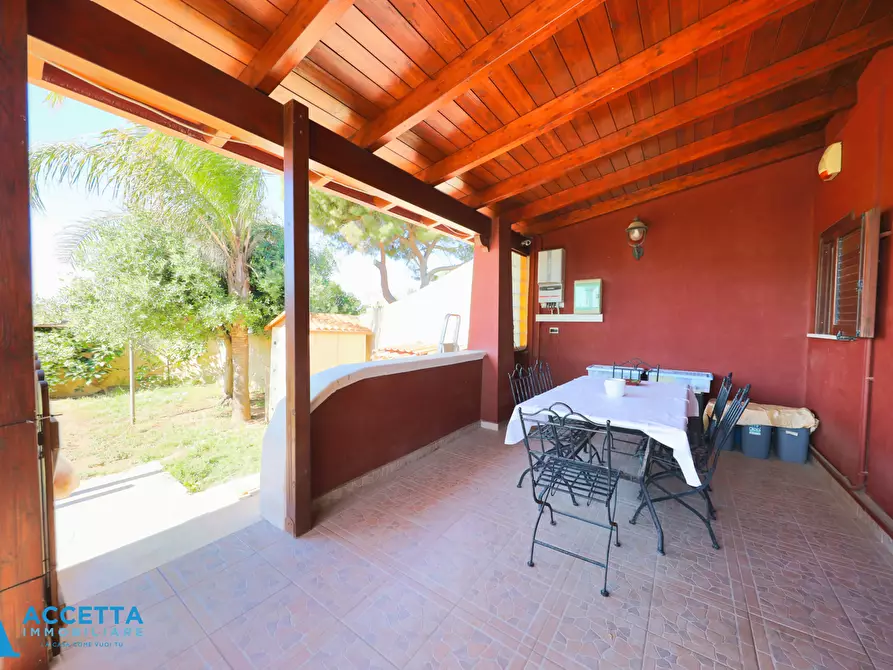 Immagine 23 di Villa in vendita  in Via Razze 11 a Taranto