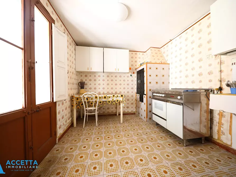 Immagine 23 di Appartamento in vendita  in Via Giuseppe Garibaldi 15 a Taranto