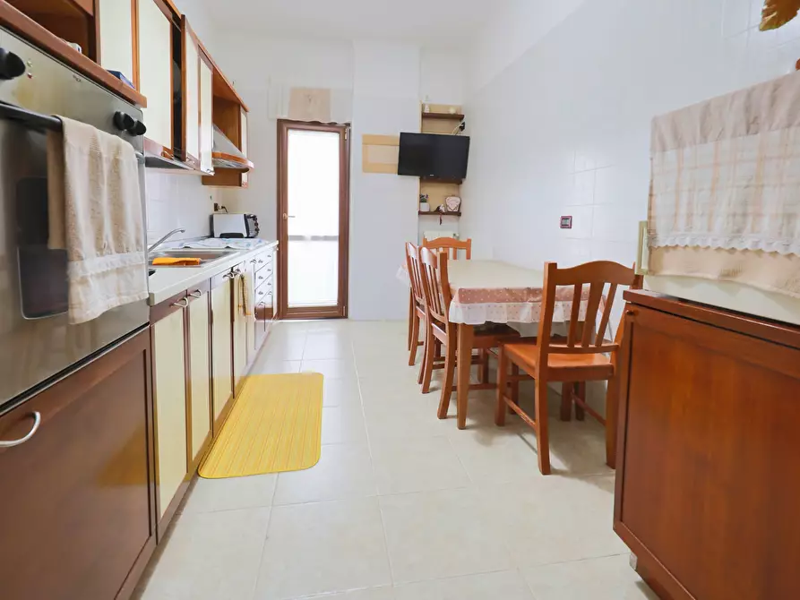 Immagine 7 di Trilocale in vendita  in Via Dante Alighieri 105 a Taranto