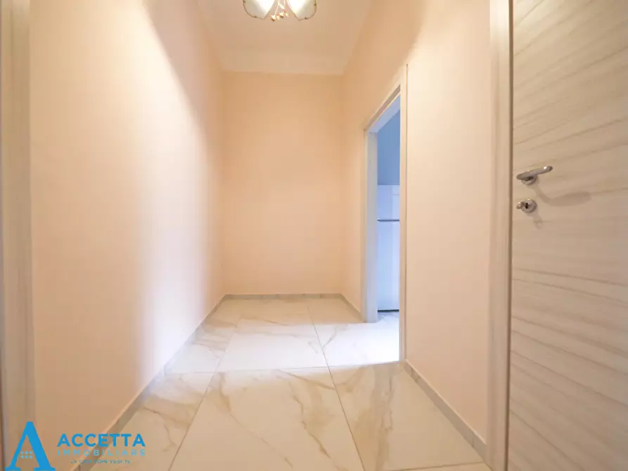 Immagine 22 di Monolocale in vendita  in Via Friuli 11 a Taranto