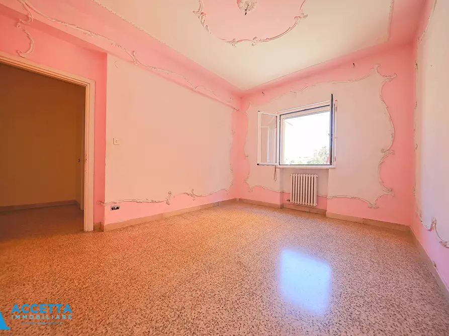 Immagine 16 di Quadrilocale in vendita  in Via Ancona 315 a Taranto